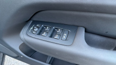 Volvo XC60 2.0 B5P Plus Dark 5dr AWD Geartronic Petrol Estate